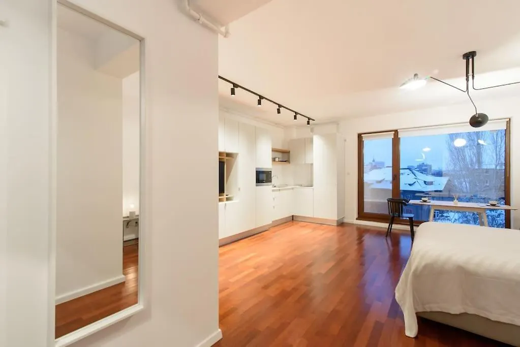 Bianco 19 - Central Studio Universitate - Old Town 부쿠레슈티